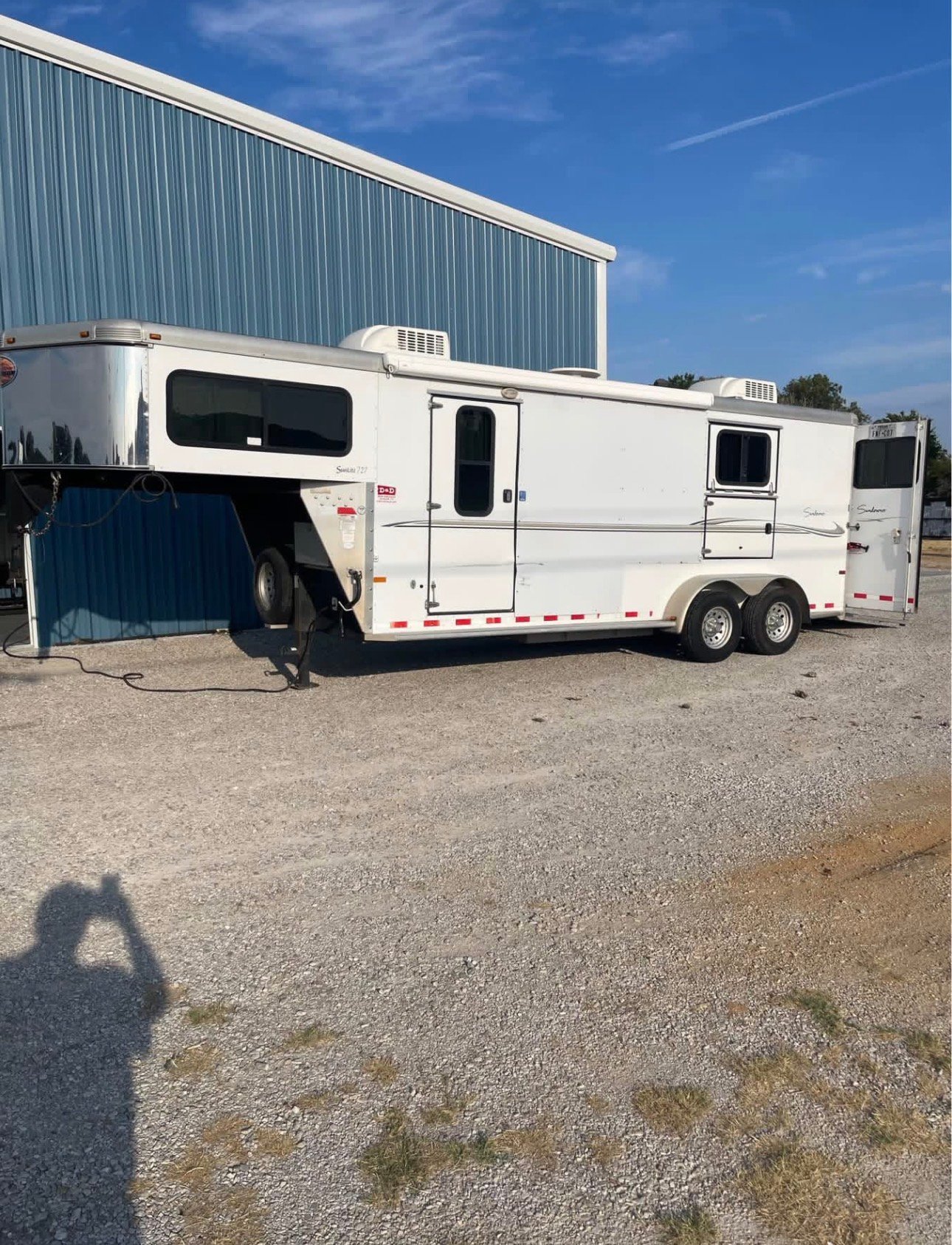 2008 SUNDOWNER SUNLITE 727 – LIVING QUARTERS